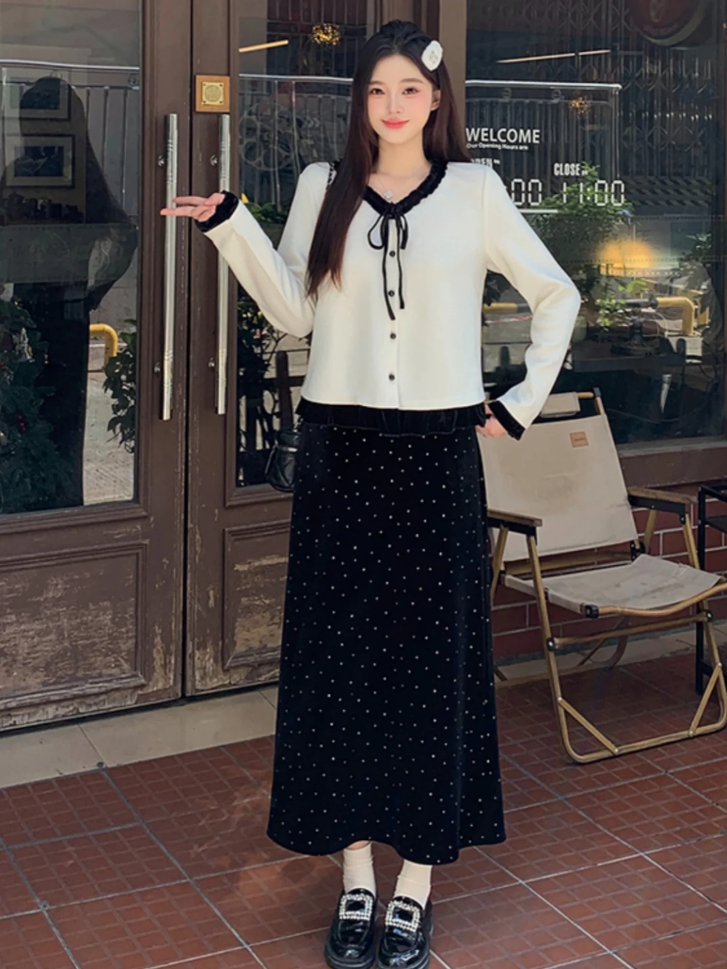 

Spring Autumn New Style Large Size Knitted Top And Polka Dot Skirt Two Piece Set Women's Fashion Ensemble High Waist V Neck
