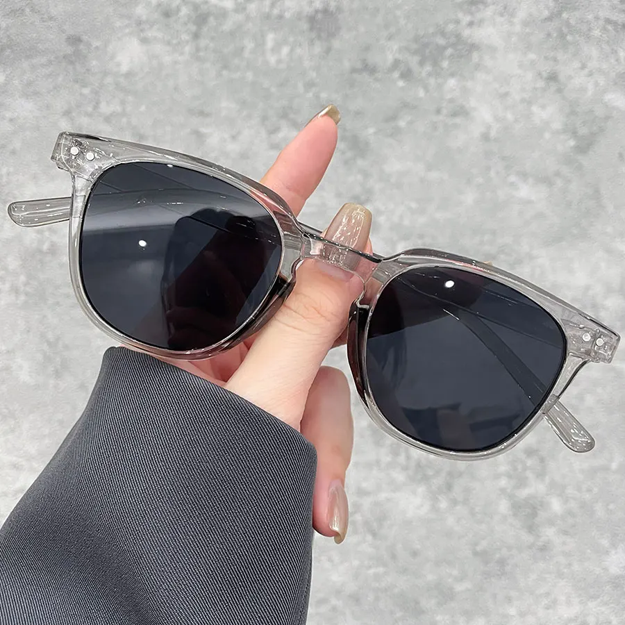 Modische Kleine Runde Unisex Damen Puderrosa Verlaufsgläser Sonnenbrille für Frauen und Männer mit Metalldekoration Klassische Sonnenbrille
