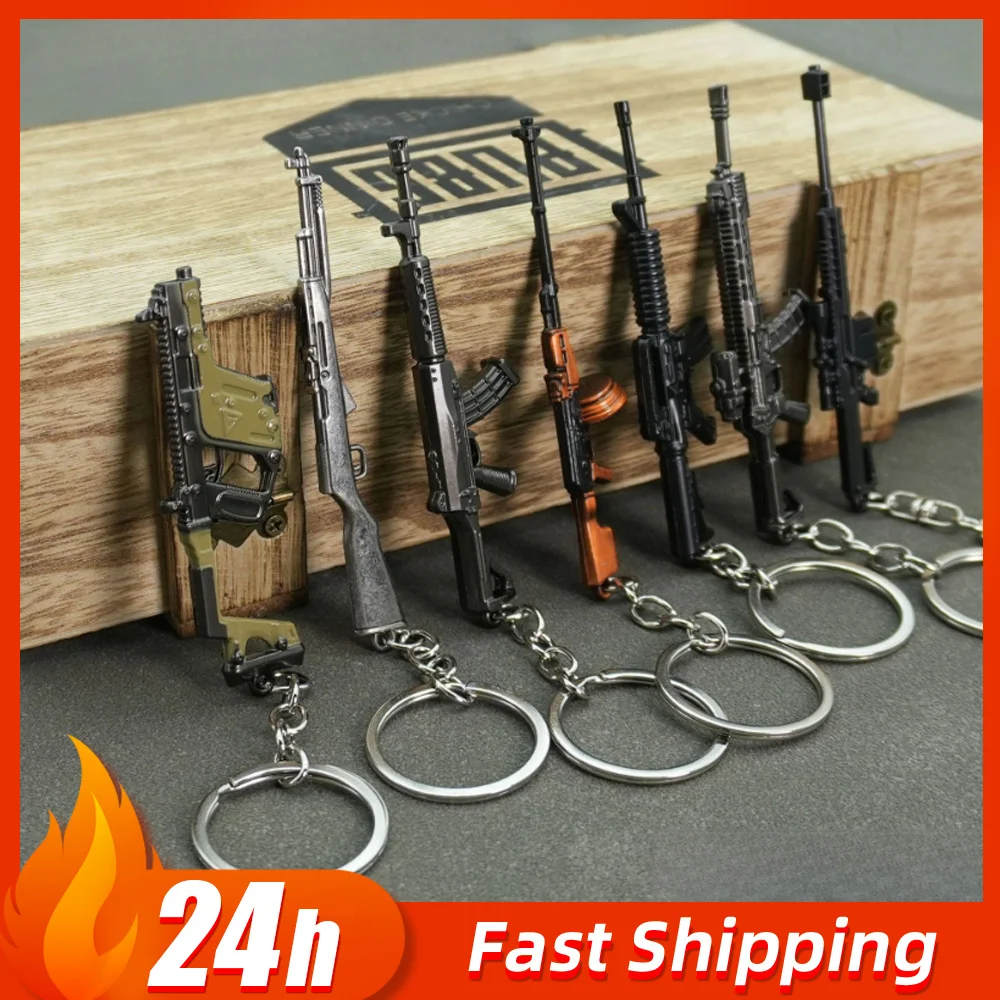 

9cm/3.54in Peace Game peripheral Mini Gun Keychain M4A1 Barrett Metal Gun Weapon Model Backpack charm Fine Crafts Boys Gift Toys