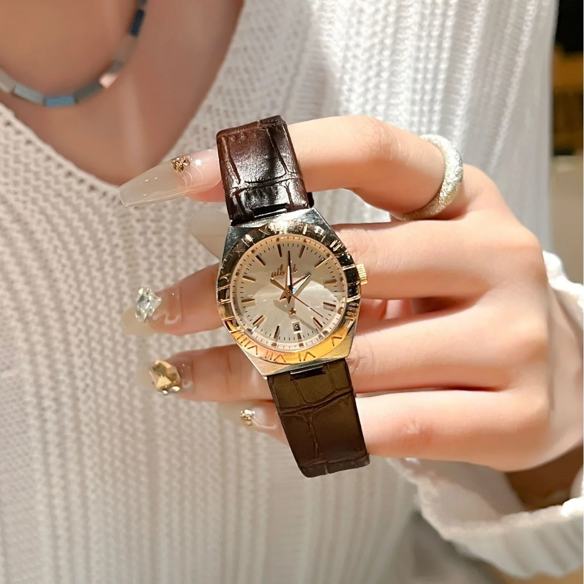 

Luxury Women Quartz Watch Fashion Silicone Band Strap Ladies Calendar Watches Student Rhinestone Dial WristWatch Montre Femmes