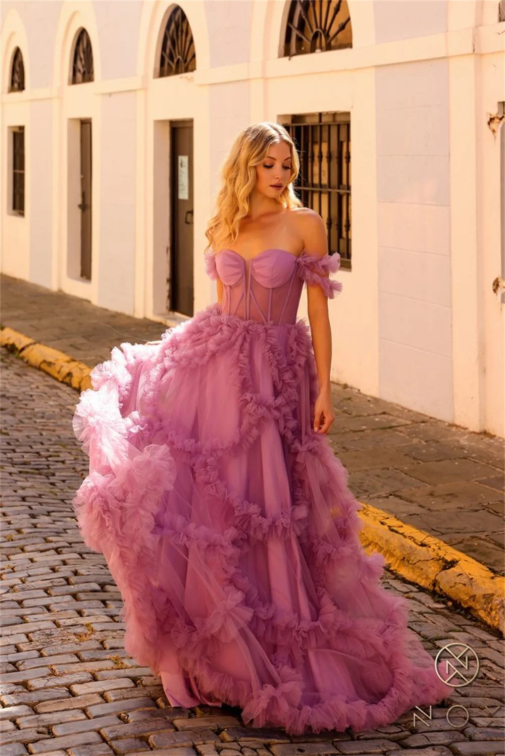 Sansa Lavender فساتين السهرة Off the Shoulder Tulle Vestidos De Noche Elegant Sleeveless Multilayer A-line Prom Dresses 2024