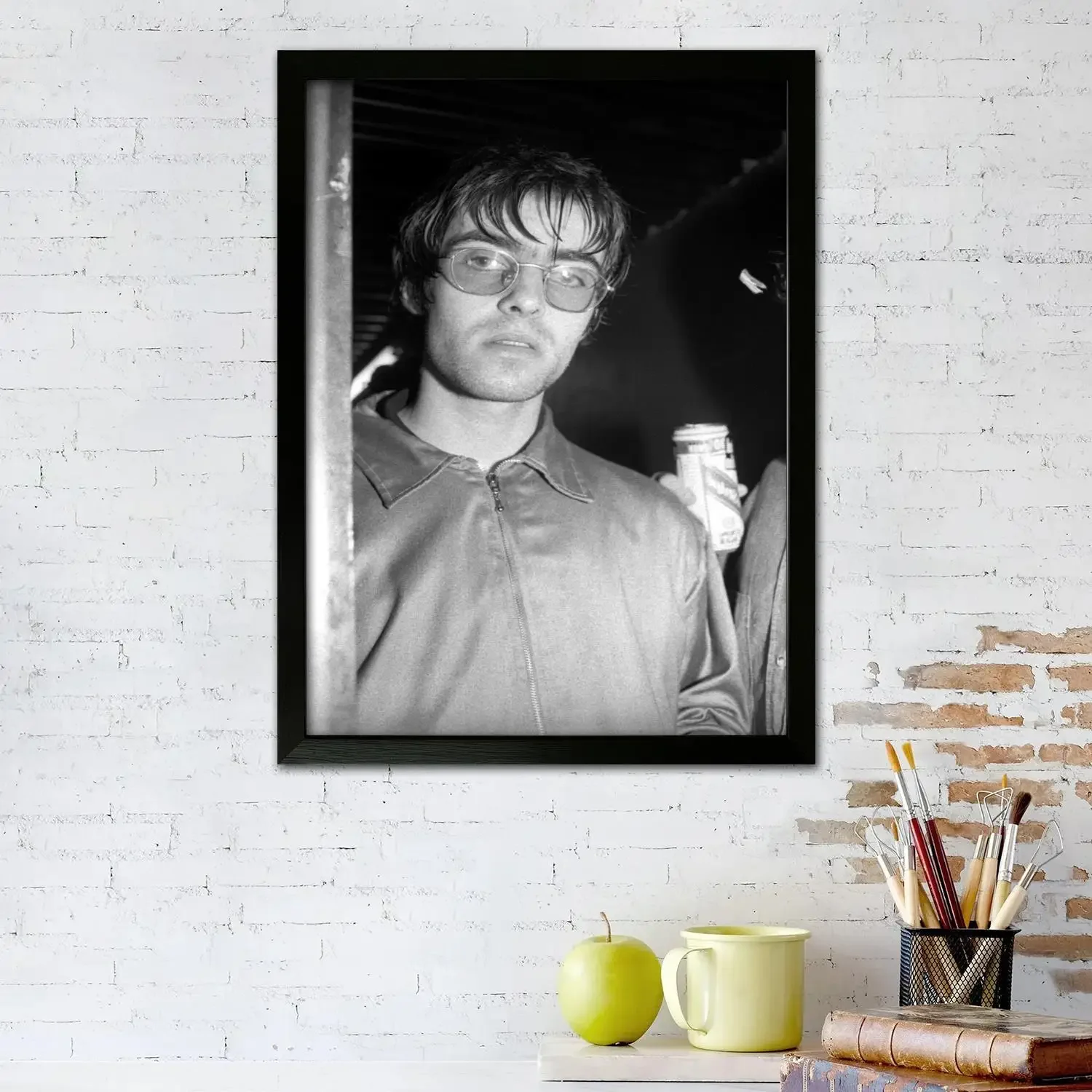 liam gallagher Canvas Art Poster and Wall Art Picture Print, Modern Family Bedroom Decor Posters,Decorative painting