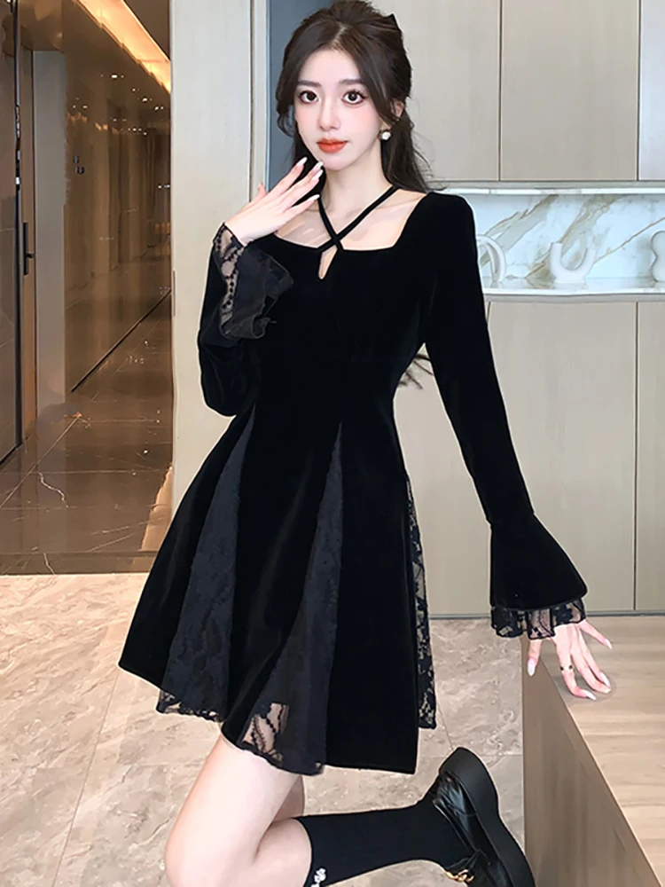 Autumn Winter Black Velvet Square Collar Sexy Dress Women Luxury Elegant Patchwork Lace Long Dress 2024 Korean Festival Dresses