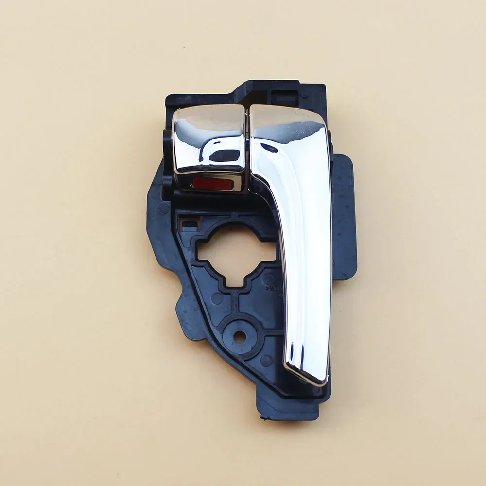 1PCS Left or Right INTERIOR Inner DOOR HANDLE FOR HYUNDAI IX35 TUCSON 82610-2S010 82620-2S010 Front=Rear