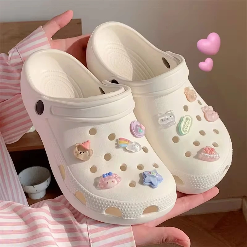 2024 New Hot Sale Diy Hole Shoes Charms Cartoon Rainbow Bear Shoe Decoration Buckle Quality Garden Shoe Decoration Girl