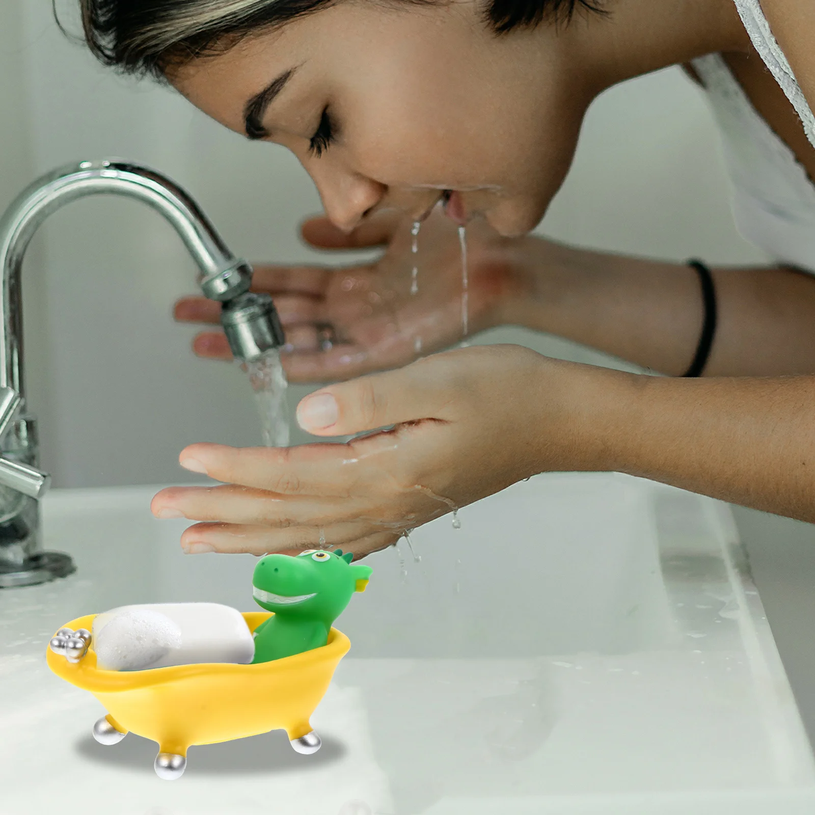 

1Pcs Dinosaur Soap Box Cartoon Animal Design Drain Holder for Sponge and Soap Storage Waterproof Sturdy Multipurpose Household
