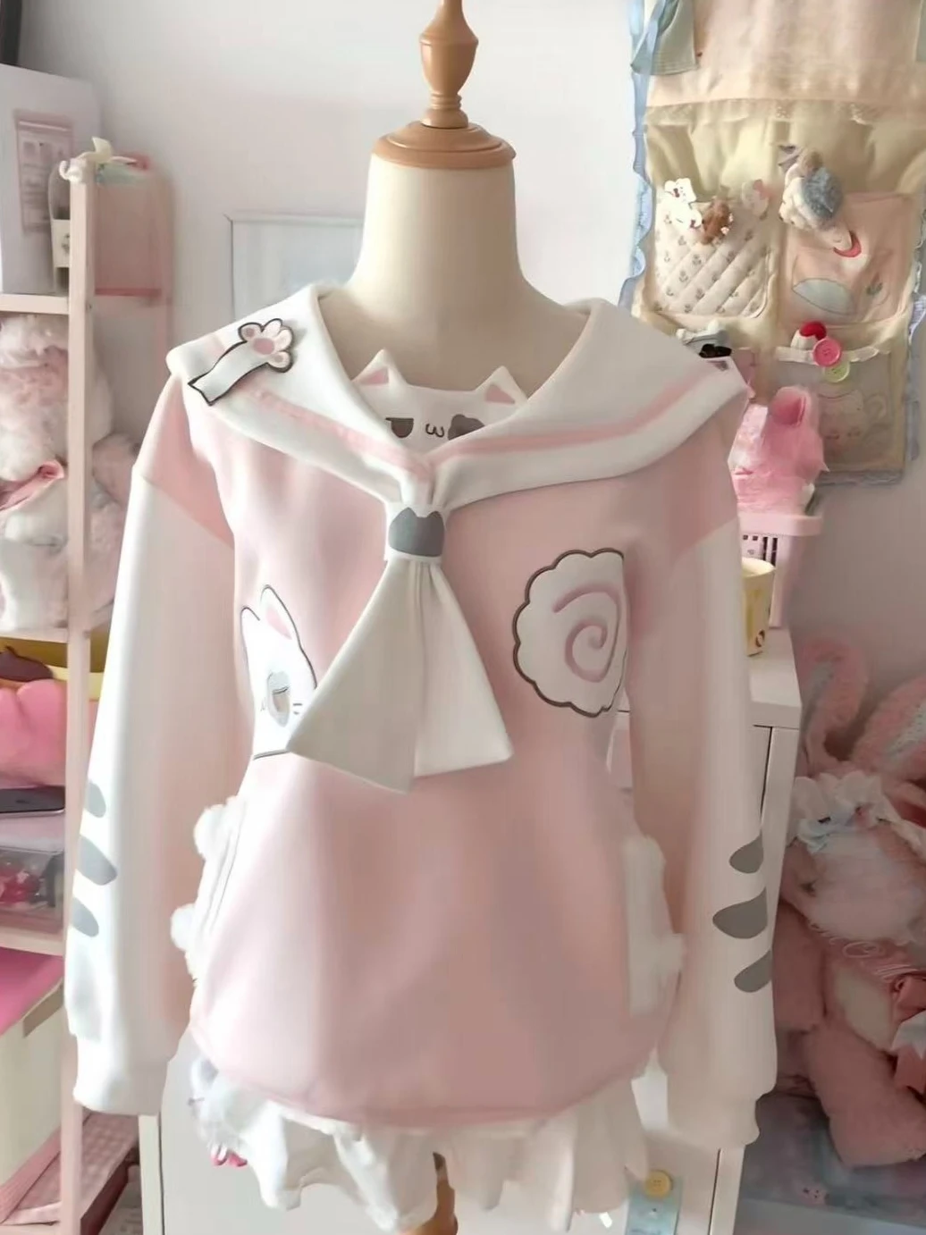 

Свитшот в стиле Y2K с открытыми плечами, милый мультяшный дизайн, кружево, повседневный, с капюшоном, новинка 2026 года, модный тренд 2026 года