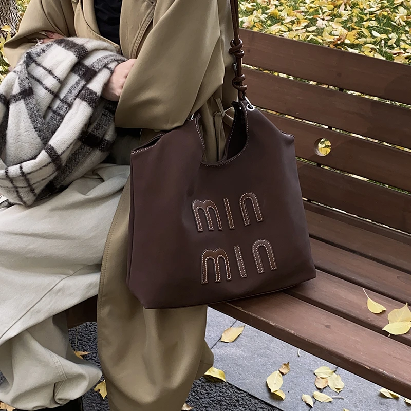 

Элегантная кожаная дорожная сумка для бизнеса в минималистском стиле, большая вместимость, винтажный стиль