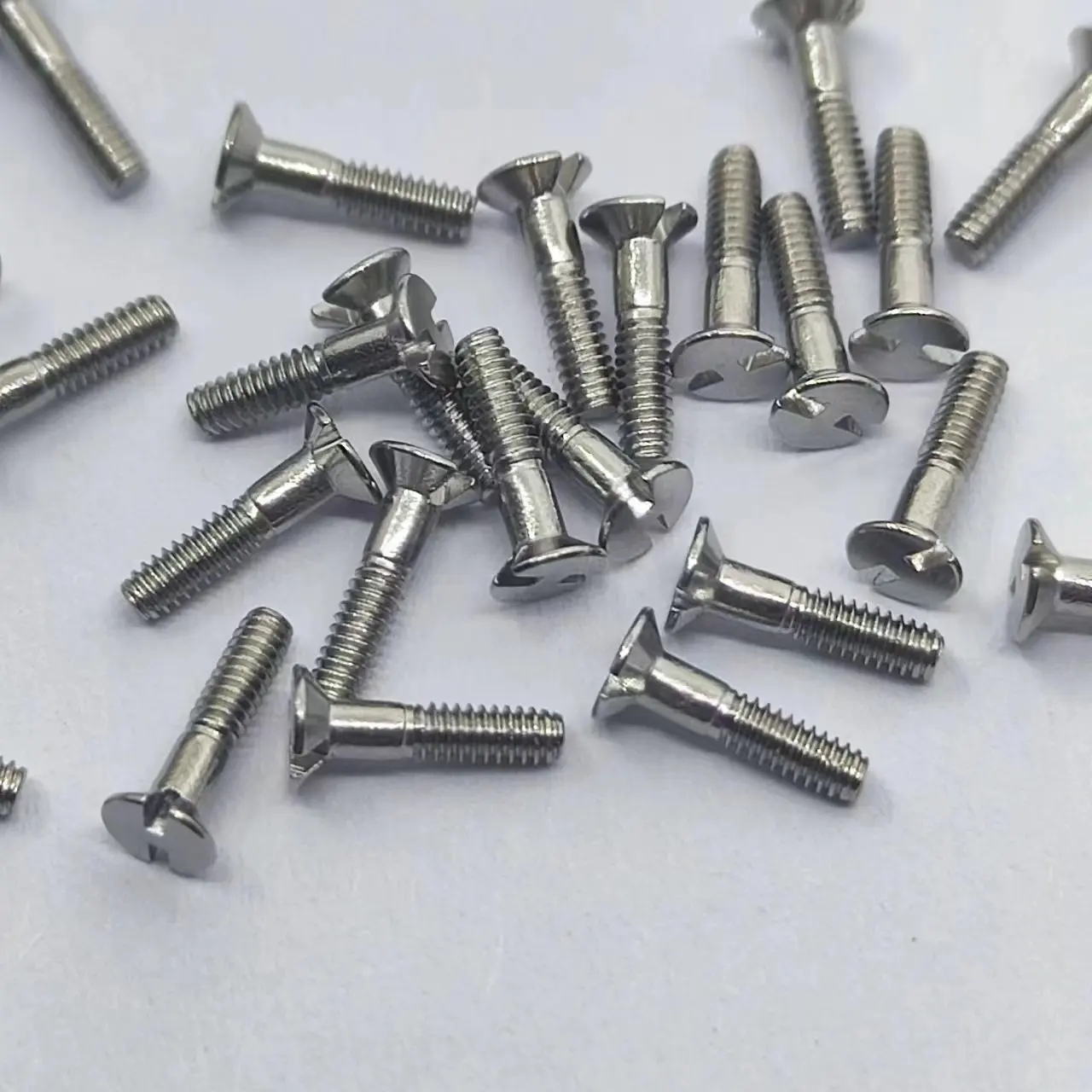 100pcs Watch screws are suitable for HB Hengbao Ubo watch strap, front cover, watch buckle, screw watch accessories