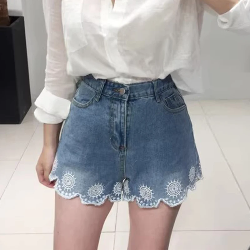 Zomer chique jeans met hoge taille en wijde pijpen, dames geborduurd kant ontwerp afslanken vintage faion casual blauwe denim orts