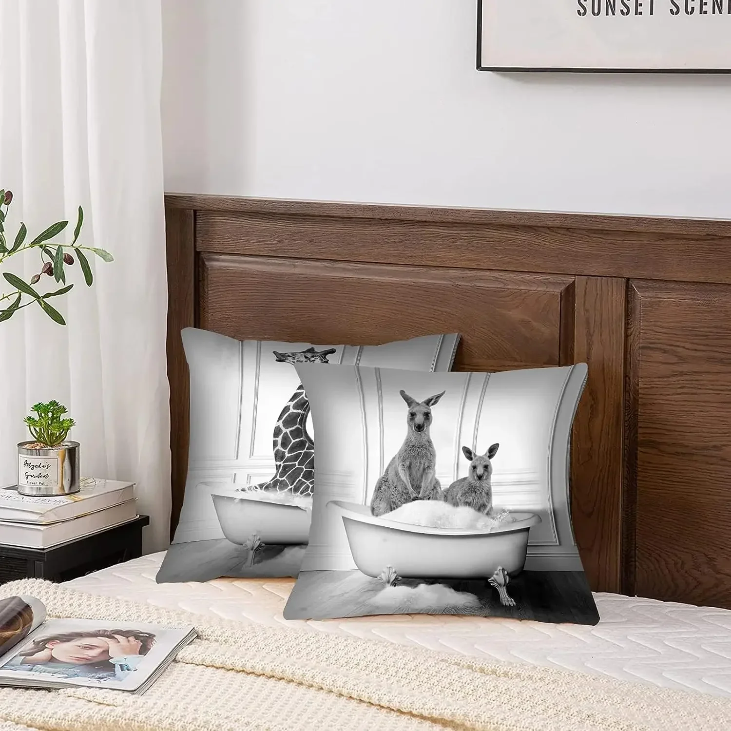 Fun Animal Decorative Pillowcase Goose Bathtub Throw Pillowcase Black and White Modern Square Cushion Cover Home Decoration