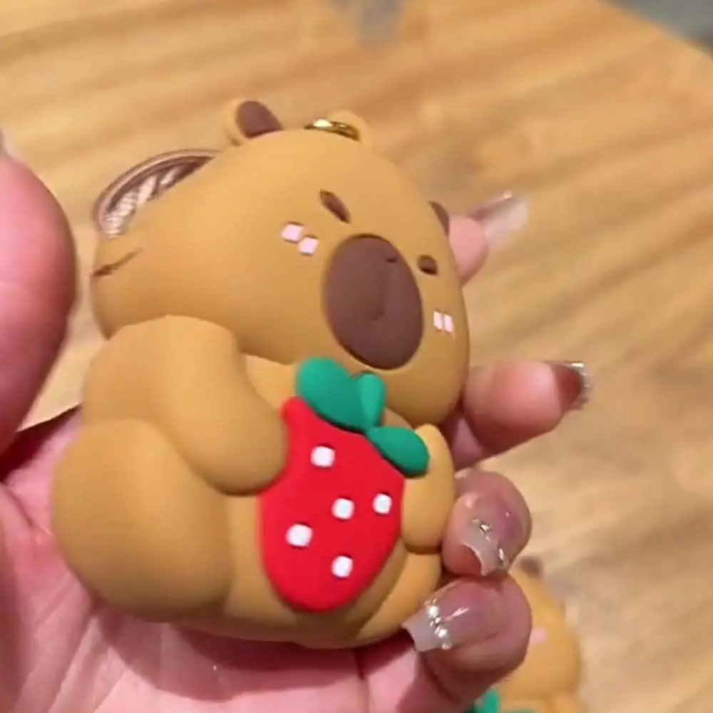 

2pcs Cute Key Ring Capybara Doll Wallet Strawberry Portable Silicone Storage Bag Waterproof Pendant Children Cartoon Purse Girls