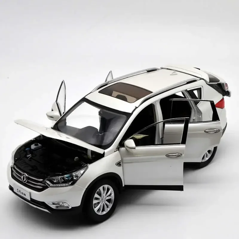 

Dongfeng Diecast 1:18 Scale Metal Car Static Collection Decoration Fengshen Ax7 Suv Off-road Vehicle Alloy Car Toy Model Display