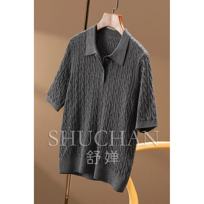 Wczesna jesień, styl \"old money\", retro, skręcony jedwab, wełna, sweter damski z krótkim rękawem i kołnierzykiem polo, dzianina, model 64C7