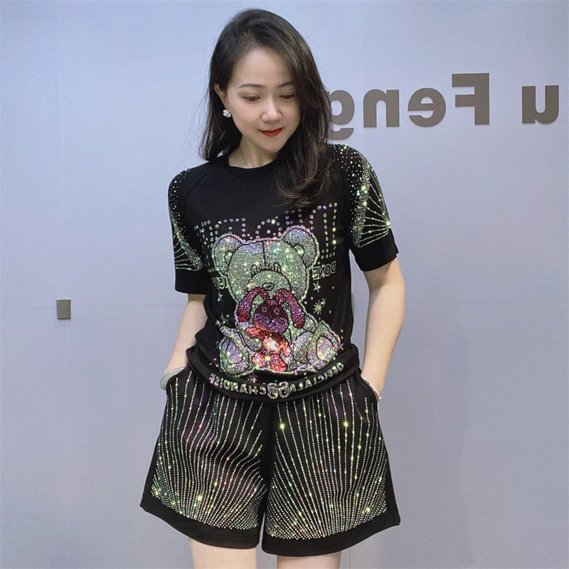 

2024 New Summer Women Two-piece Set Cute Bear Hot Drilling Short Sleeve T-shirt Pullover Top + Loose A-line Shorts Suits