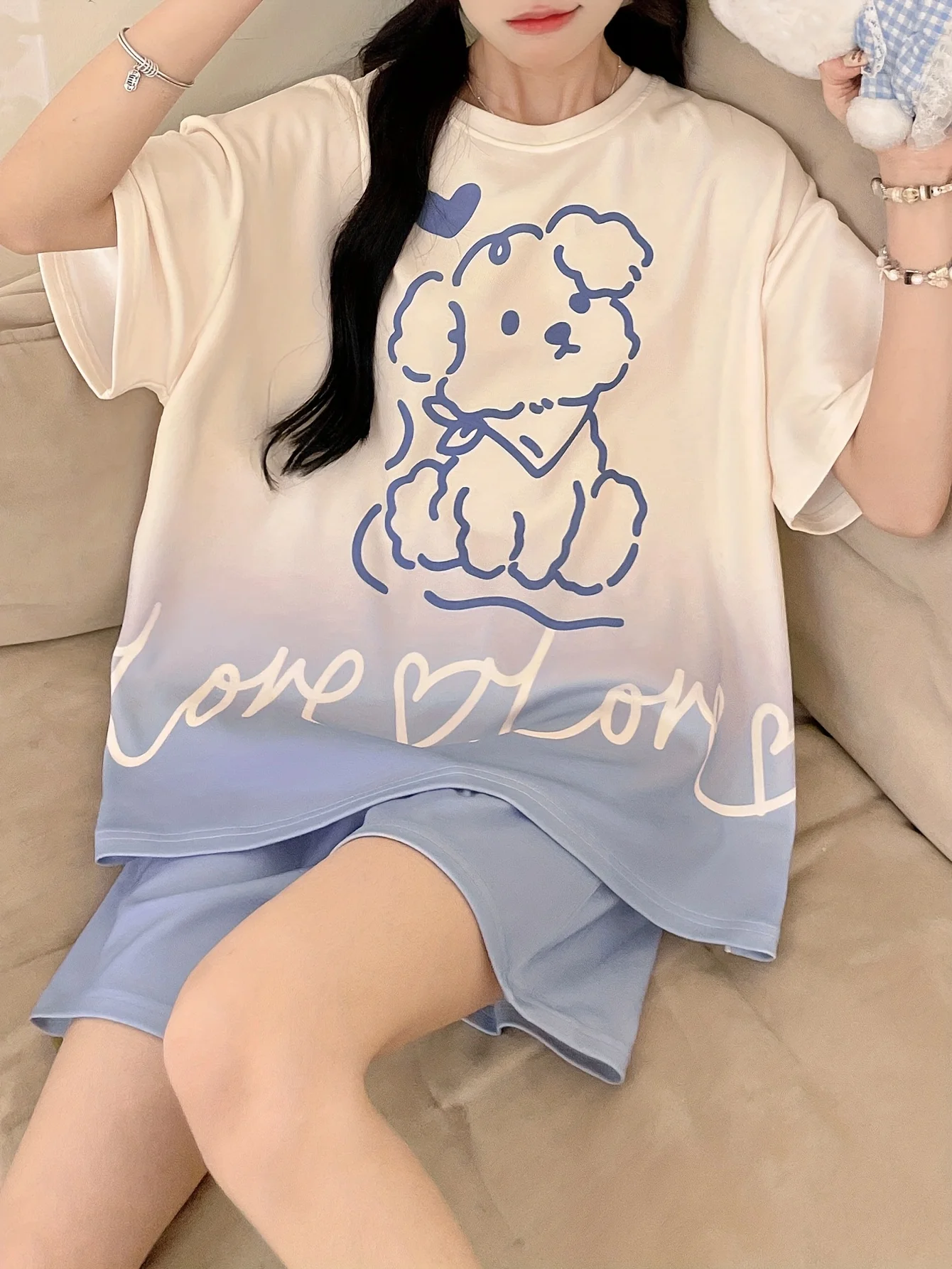 2026 Sommer Damen Pyjama-Set mit niedlichem Line-Art-Hundemuster – Weiches, bequemes, schnell trocknendes Kurzarm-Oberteil & Farbverlauf-Shorts Loungewear