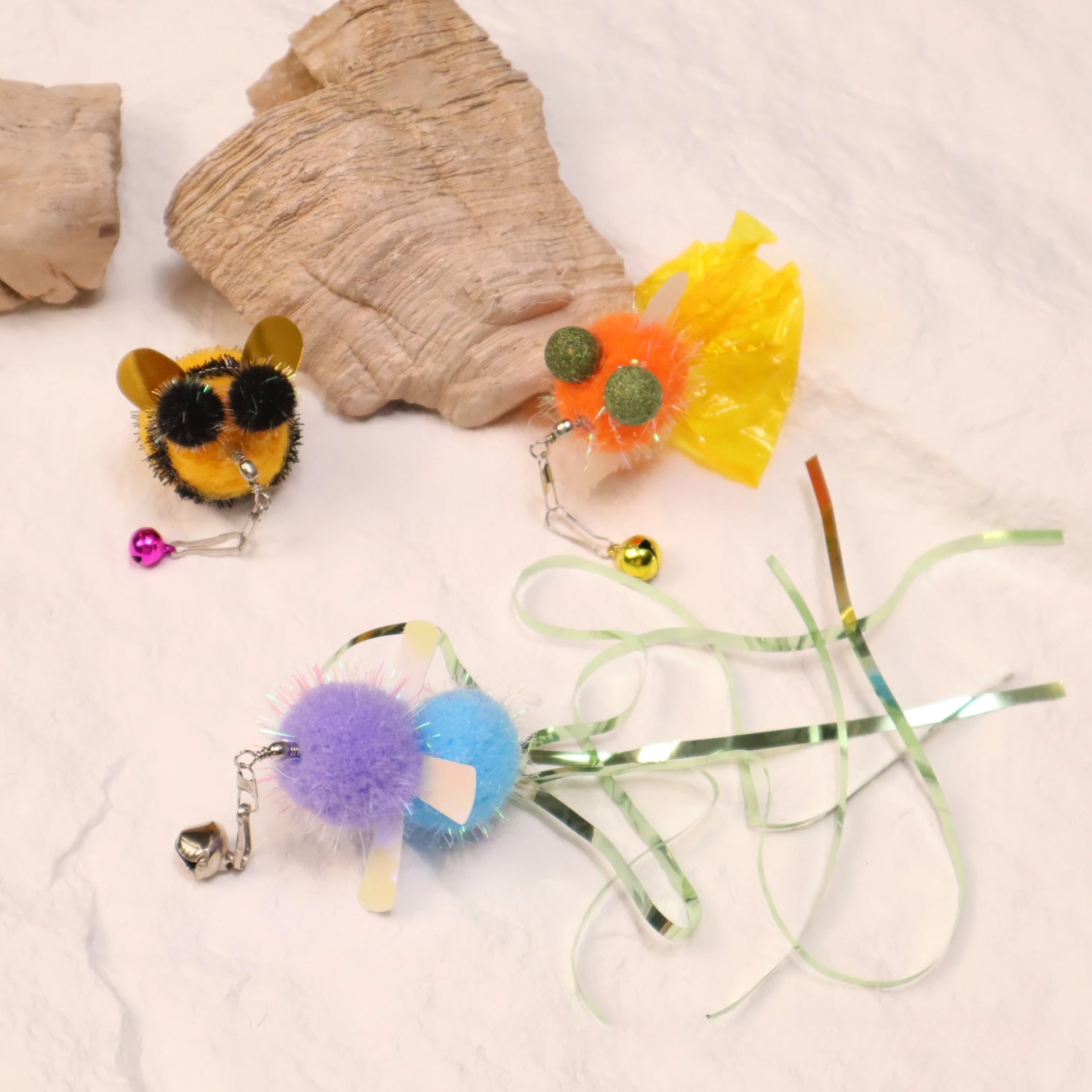 2 stücke/3 stücke Quaste Goldfisch Biene Ersetzen Katze Necken Stick Insekt Katze Spielzeug Interaktive Haustier Spielzeug Für kätzchen