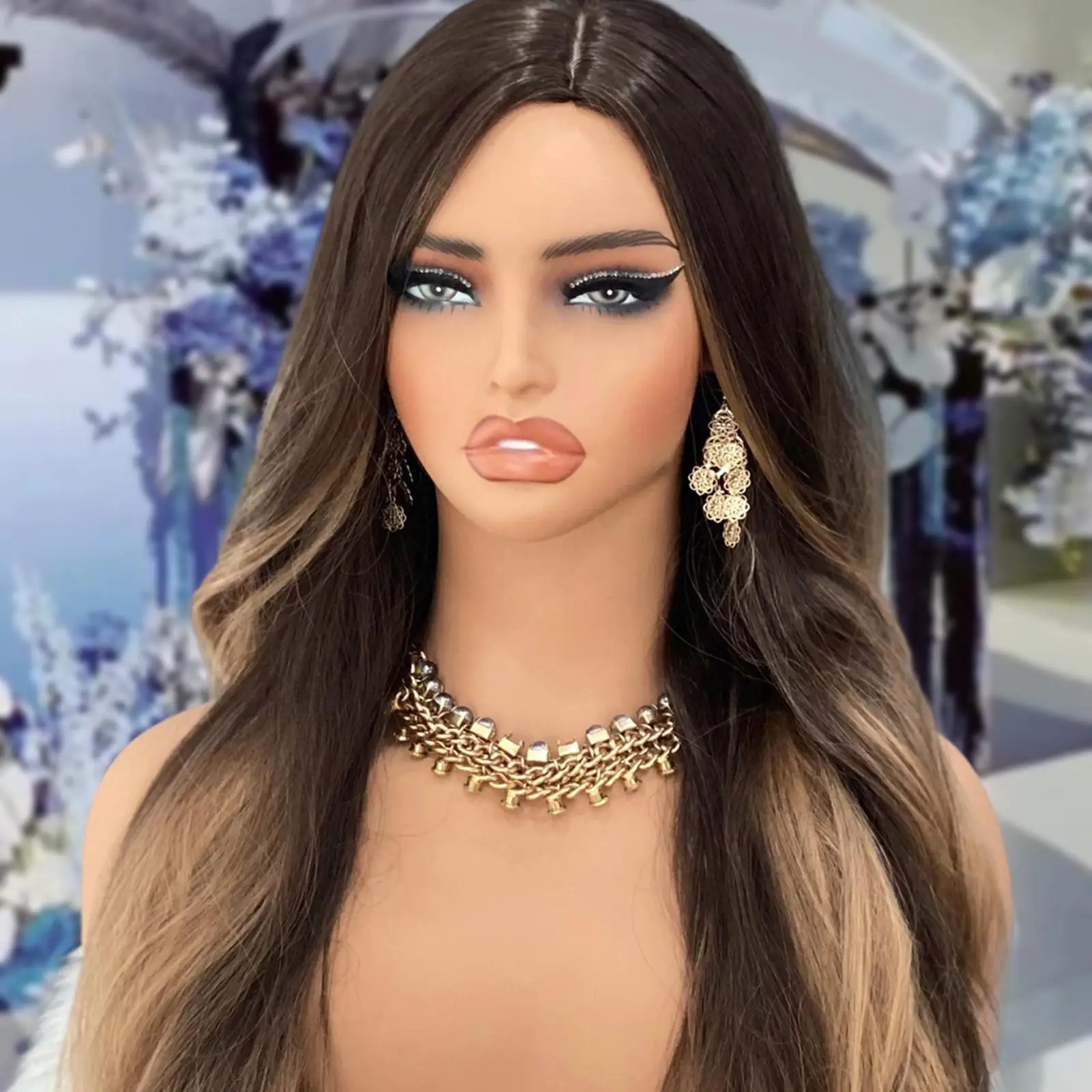 Female Mannequin Head with Shoulder Wig Display Stand Wig Head for Sunglasses Necklace Earrings Beauty Accessories Wig Necklace