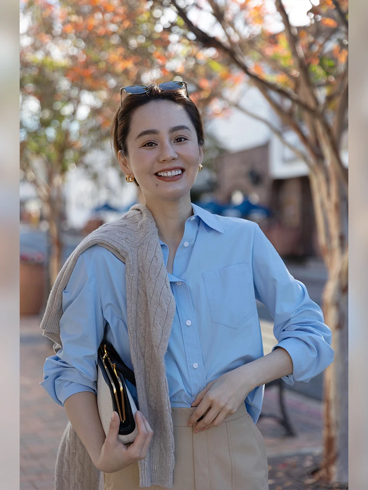 

WinnieTang Классический однотонный хлопковый сверхлегкий дышащий женский топ irt Air Wa для удаления пыли Proc с вышивкой синего цвета...