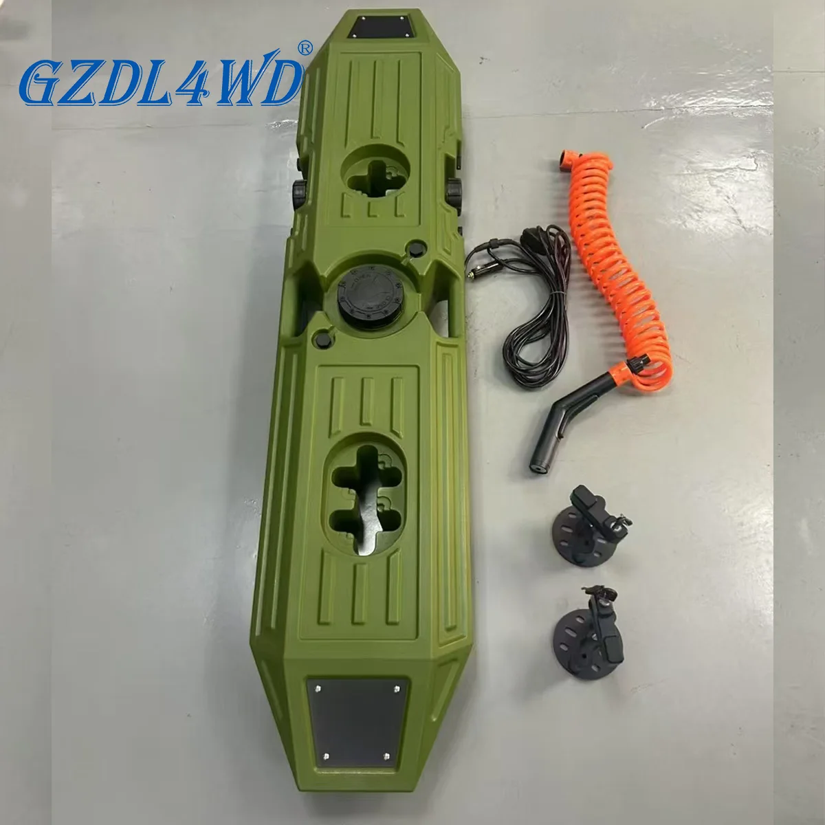 GZDL4WD 4x4 30L Universal SUV بيك اب سقف السيارة على الطرق الوعرة دش خزان المياه