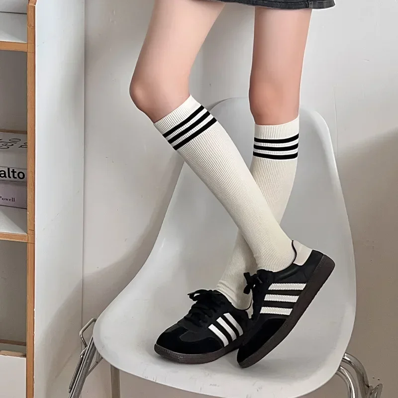 School Girls Striped White Long Socks Stockings Women College Style Knee Socks Women Autumn Winter Knitted Cotton Women Stocking