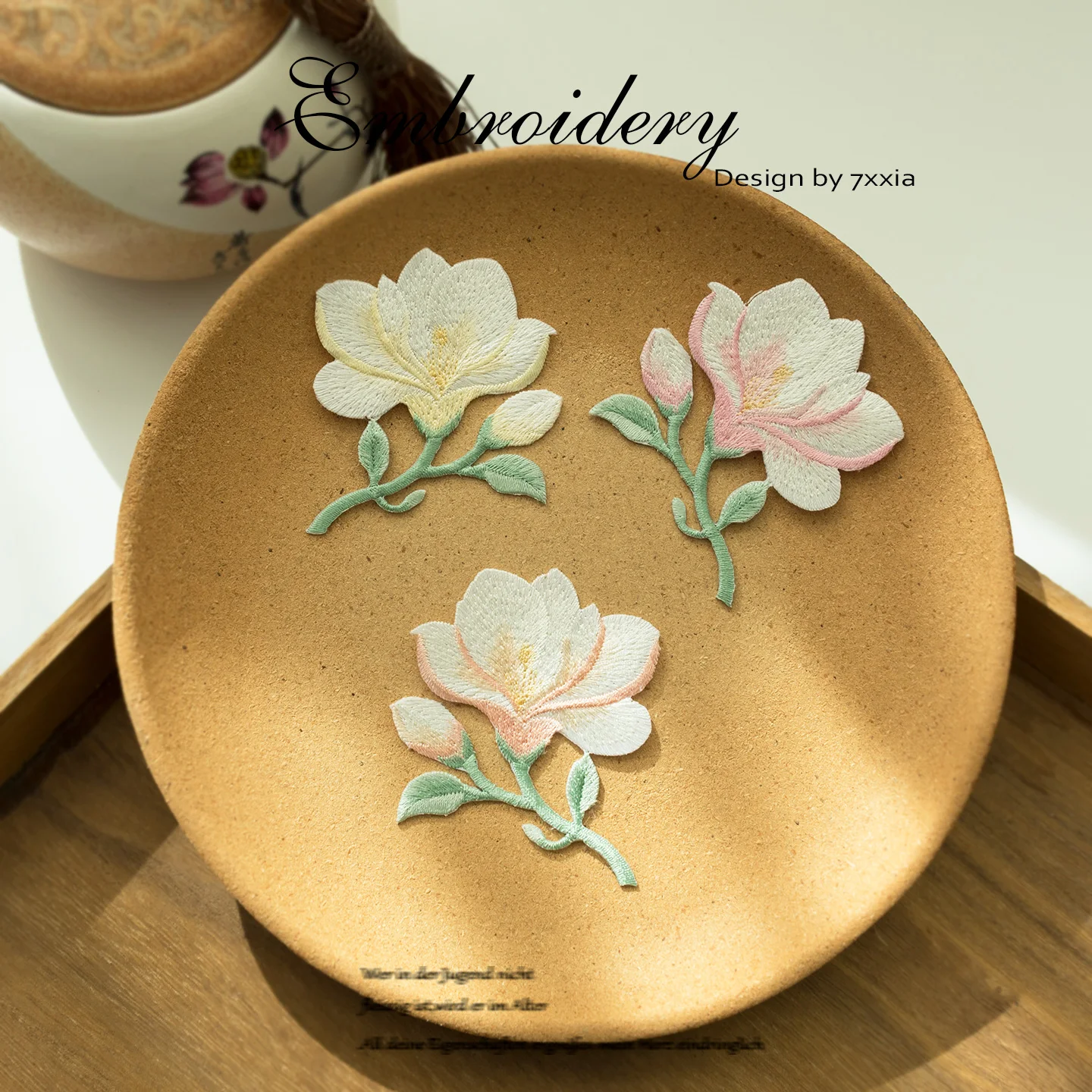 

Нашивка с вышитым цветком магнолии, сделай сам, модная нашивка для ремонта одежды, декоративная нашивка с веером, домашняя ткань