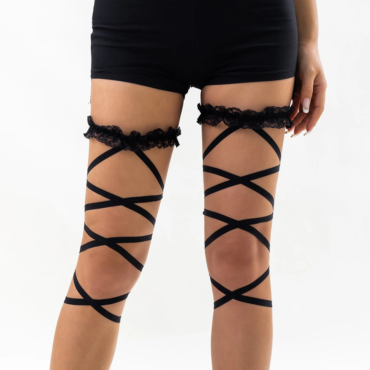 سكسي.xxxx: تجربتي الحقيقية مع سلسلة الفخذ الجذابة من Lacteo Gothic – هل تستحق الشراء؟