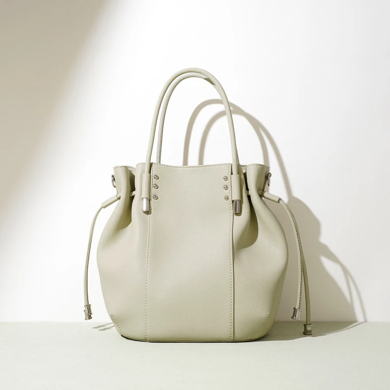 

2025 New Niche Design Women Small Handbags Female Luxury Commuter Work Shoulder Bags Casual Bucket Crossbody Bags Purses