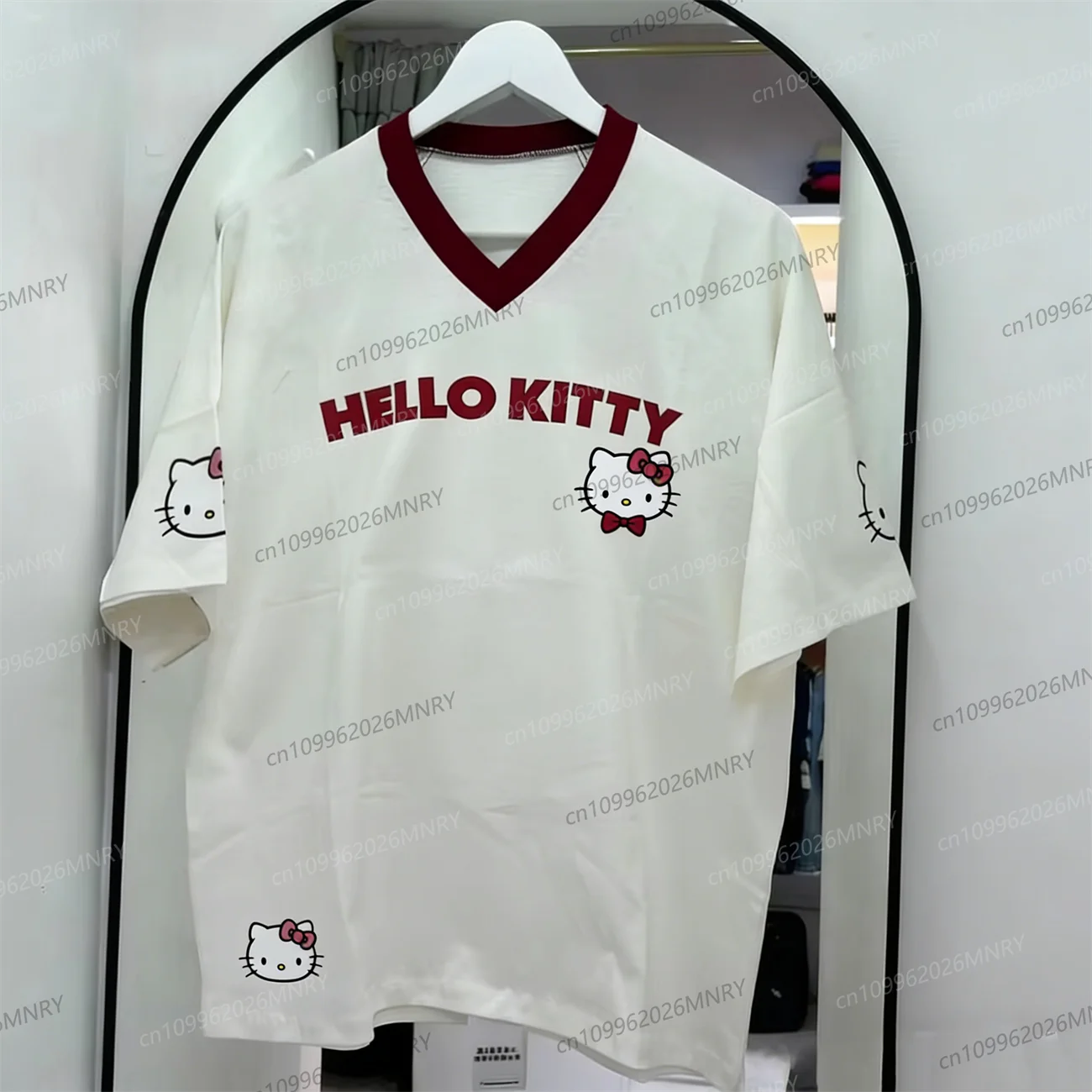 

Детская одежда Hello Kitty, футболка с короткими рукавами в стиле аниме для мужчин и женщин, повседневная футболка для занятий спортом на открытом воздухе, детская футболка, топы для взрослых