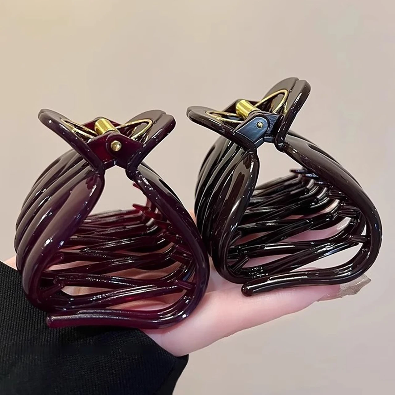 Large Pumpkin-Shaped Hair Clip for Women Shark Clips Back of Head Hairpins Big Geometric Hair Claws Fashion Girl Barrettes Headw
