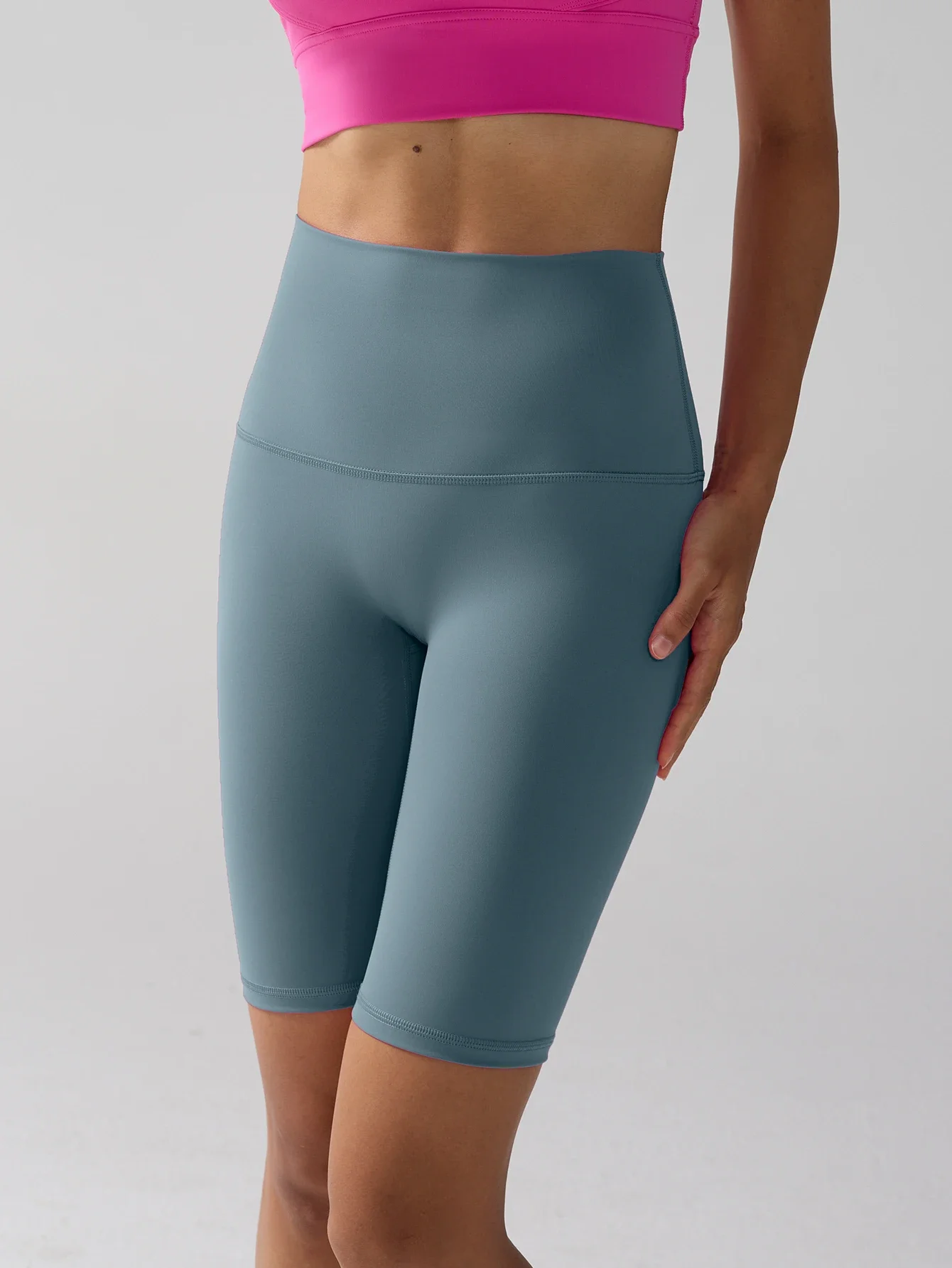 

Summer Women's High Waisted Yoga Shorts High Elasticity No Awkward Lines Hip Lift Running Outdoor Cycling Fitness Sports Shorts