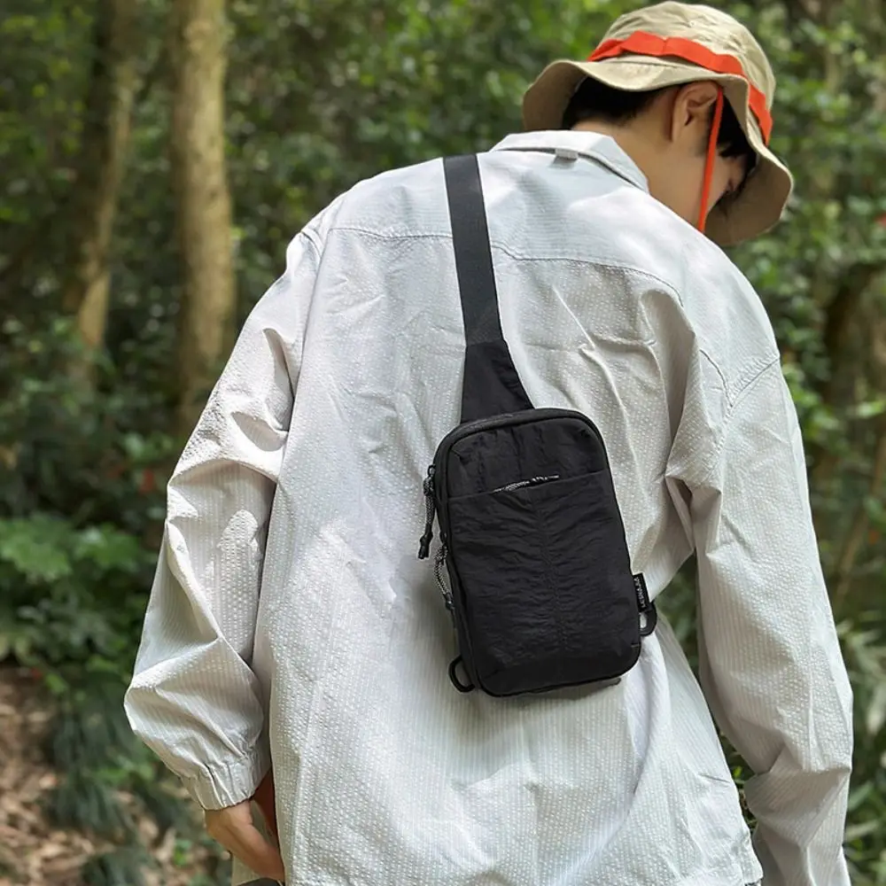 

Solid Color Nylon Shoulder Bag Lightweight Large Capacity Sports Crossbody Bag Korean Style Waterproof Outdoor Chest Bag