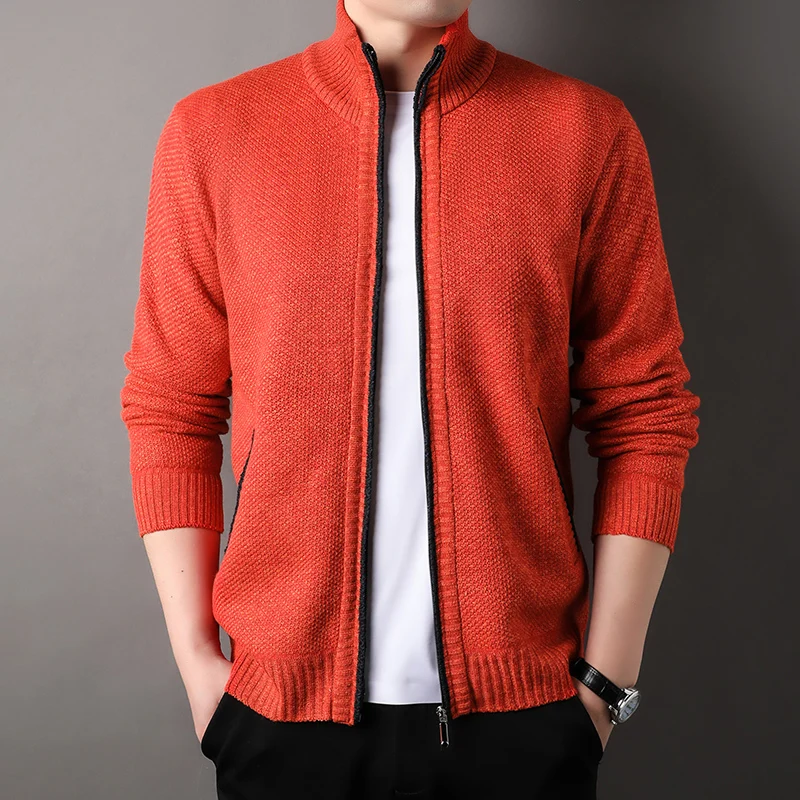 

The new autumn men's fashionable, cool and versatile solid color casual stand-up collar jacket is versatile and fleece