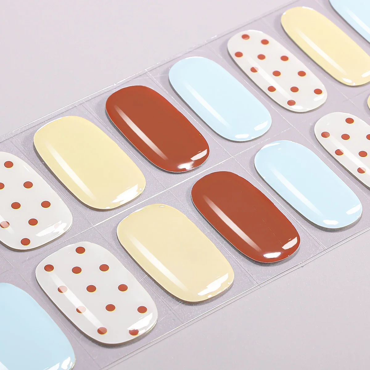 16Tips French Semi Cured Gel Nail Strips Leopard Print Long Lasting Self-Adhesive Gel Nail Wraps Full Cover UV Nail Sticker