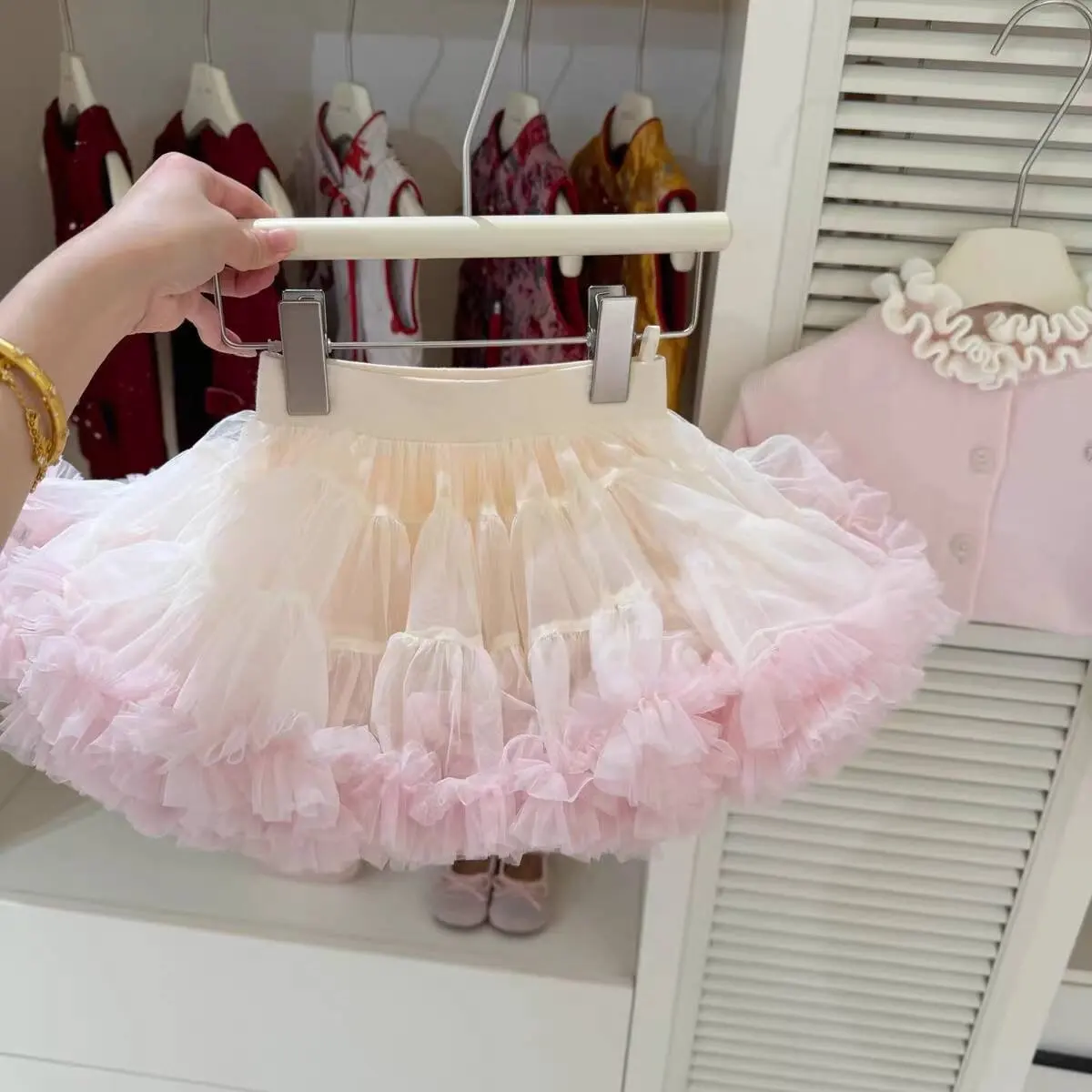 Girl's Fluffy Half Body Very Beautiful Princess Skirt, Mesh Ballet Mesh Baby Girl's Peach Pink Skirt