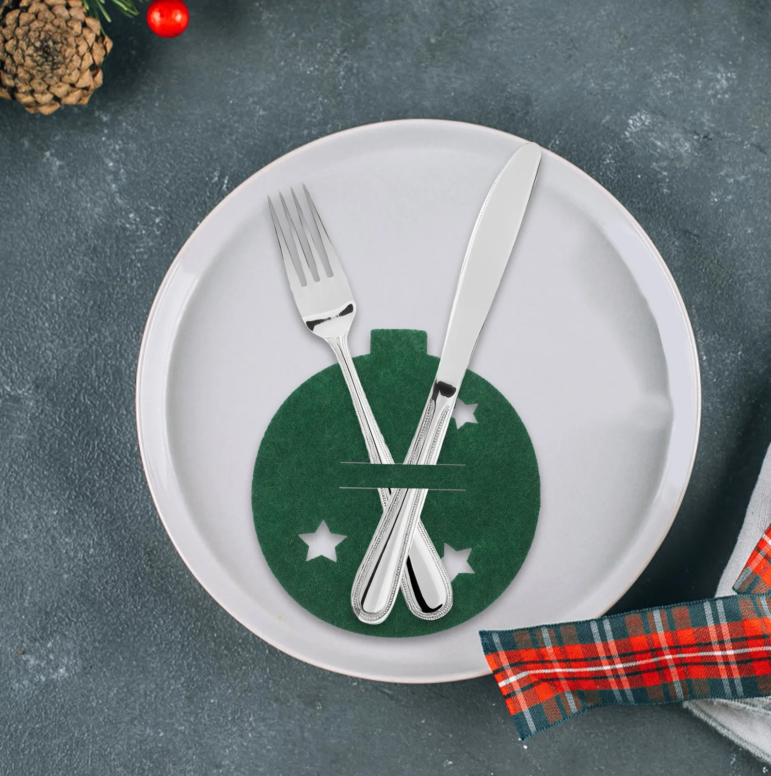 

8Pcs Christmas Tableware Cutlery Holder Cute Lightweight Fork Knife Pouch Party Decor Holiday Dinner Accessory