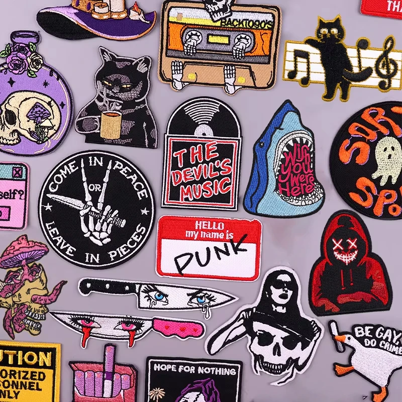 

Embroidered Patches DIY Punk/Rock Music Patch Iron On Patches For Clothing thermoadhesive Patches On Clothes Horror Skull Badges
