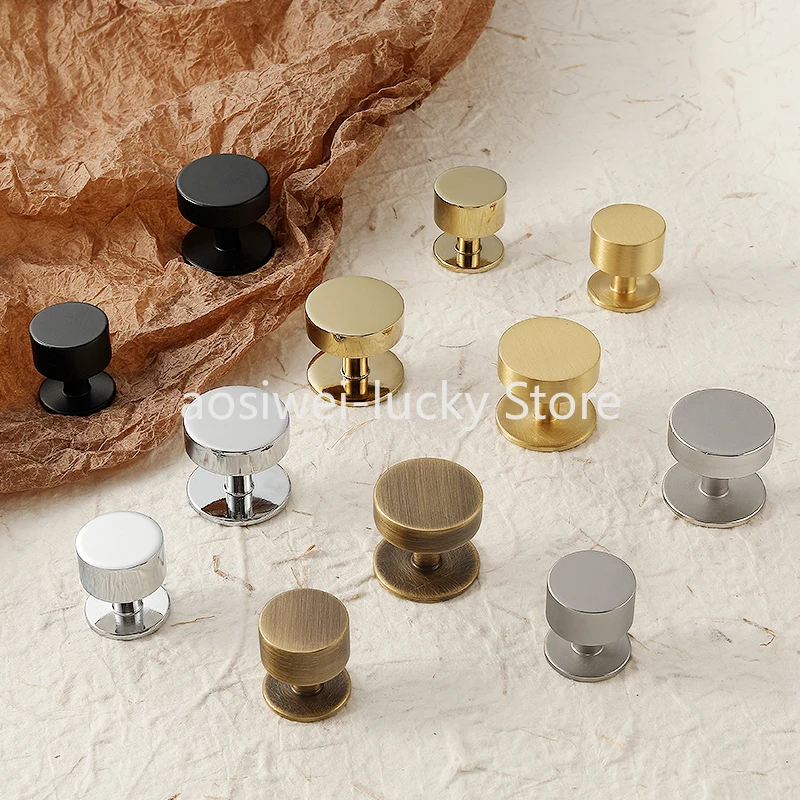 Manija de puerta de armario sólida de latón puro americano moderno, manija de un solo orificio para puerta de gabinete de cobre puro Simple de lujo con luz Retro