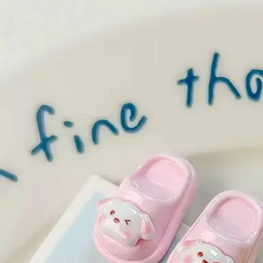 Lindas y tontas zapatillas pequeñas horquilla de dibujos animados divertida horquilla femenina estudiante novia flequillo Clip accesorios para el cabello