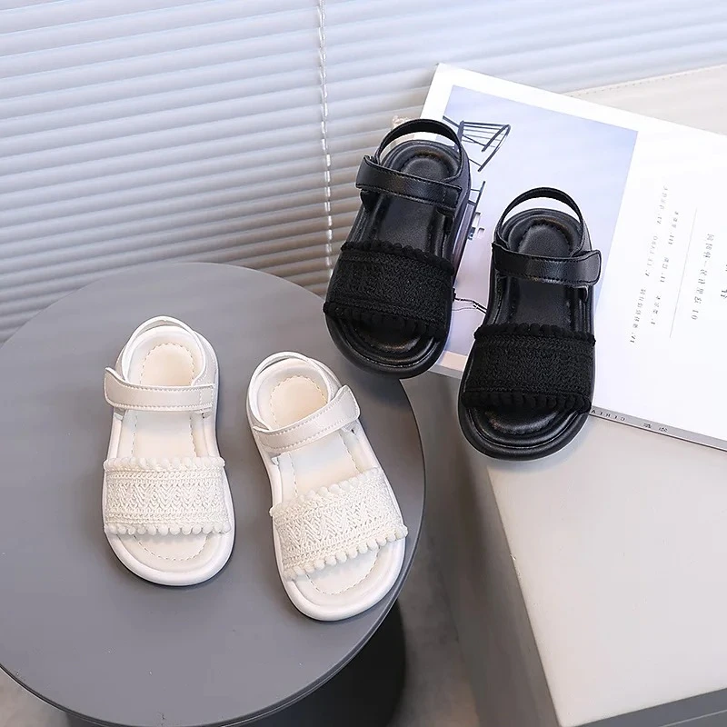 Mädchen Strandschuhe Offene Zehen Einfarbige Kinder-Sandalen Rutschfeste Weiche Sohle 2026 Sommer Neue Mädchen Prinzessinnen-Schuhe Vielseitig Casual