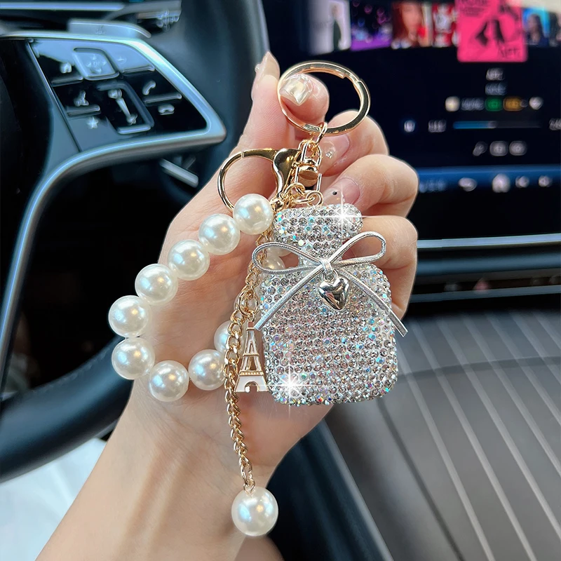 Fashion, Diamond-Encrusted Perfume Bottles, Beaded Keychains, Creative Bows, Car Keychains, Bags, Pendants, Gift Accessories