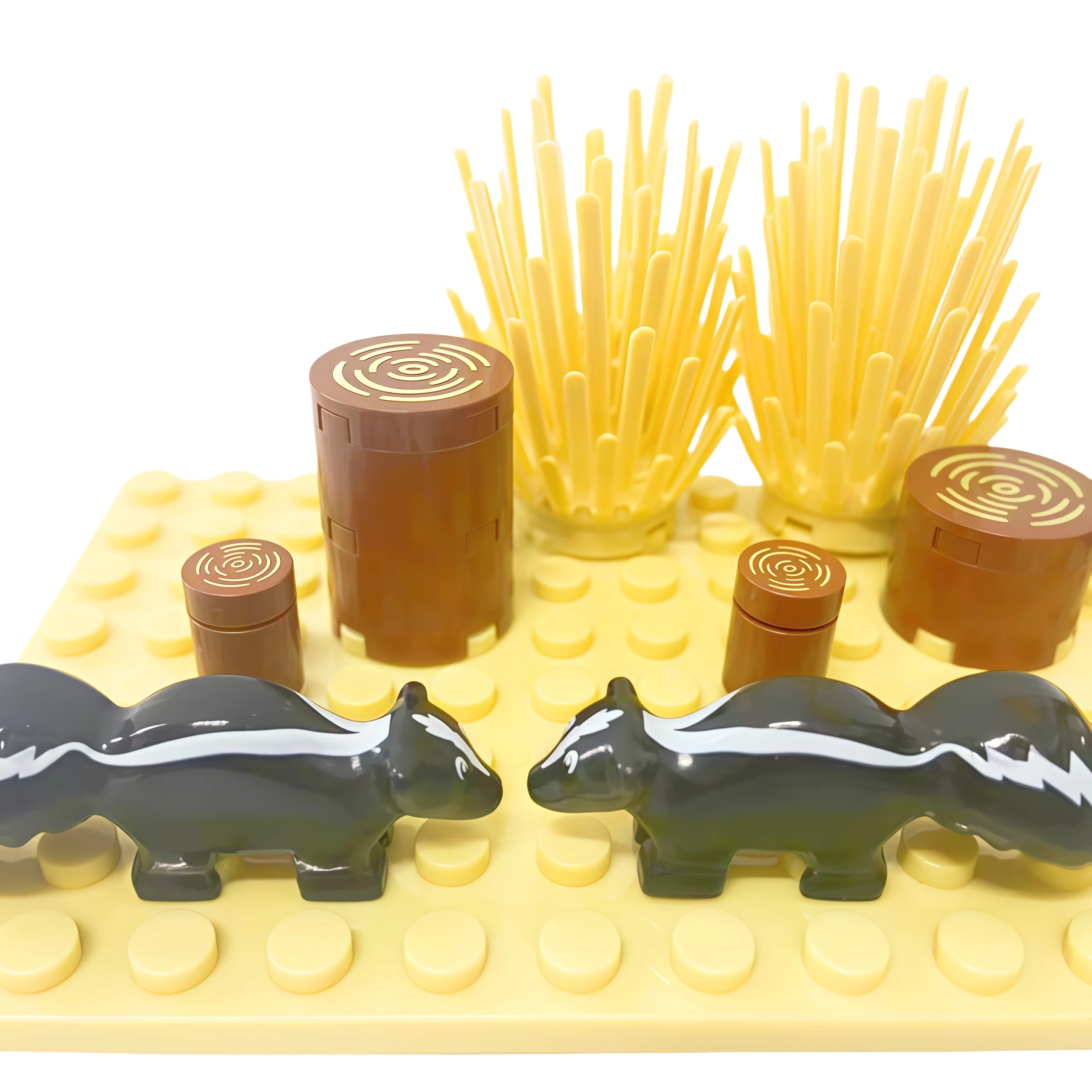 

Skunks Building Blocks DIY Toys MOC Black And White Skunks Wild Animals Plants Blocks Creative Toys Compatible Parts