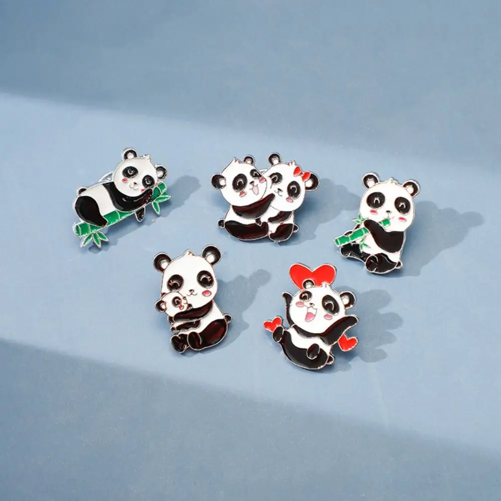 Elegant Enamel Giant Panda Alloy Brooch Chinese Style Scarf Buckle Cartoon Oil Dripping Backpack Accessory