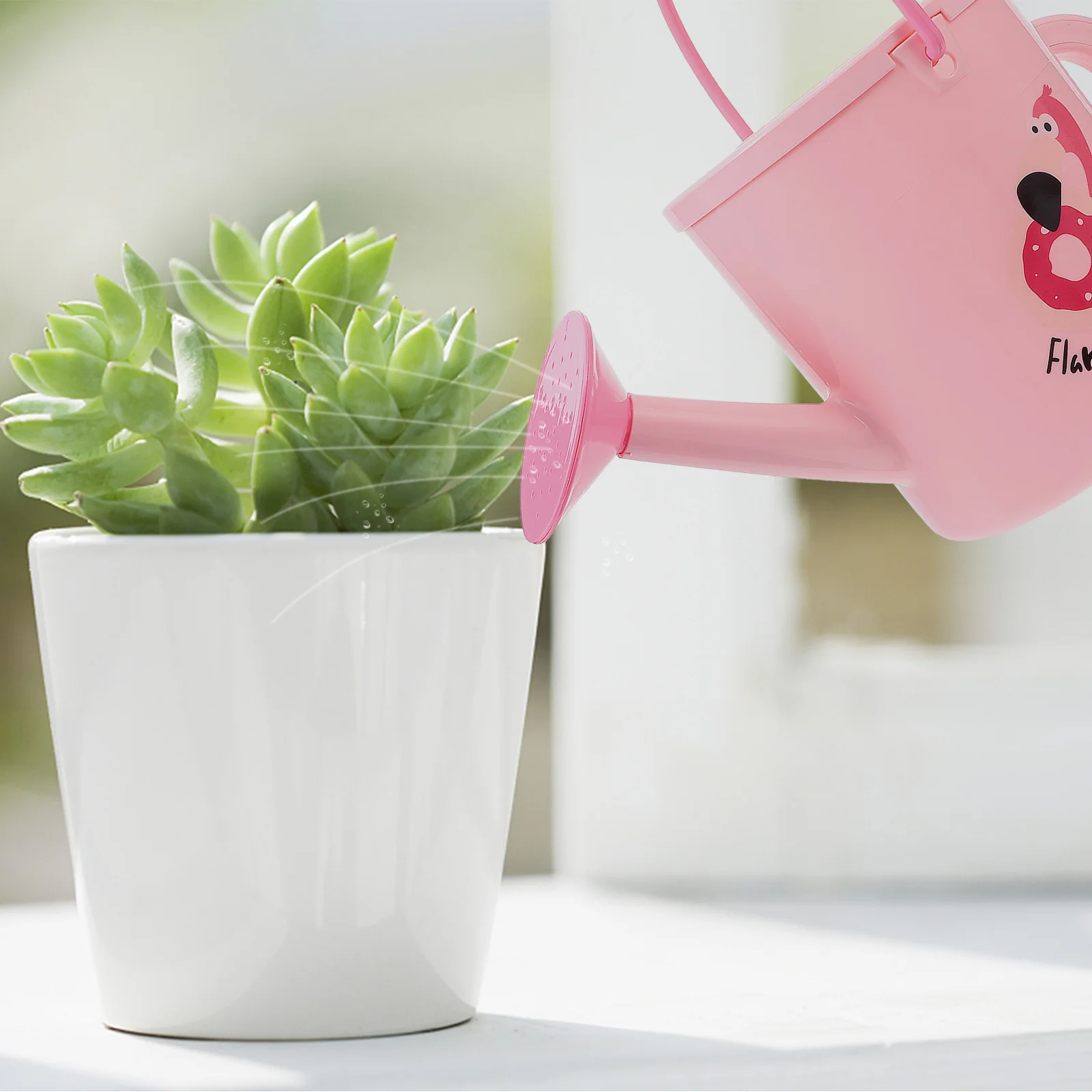 

Plastic Watering Pot Flamingo Design with Long Spout Perfect for Houseplants Succulents Indoor Outdoor Garden Sprinkled Kettle