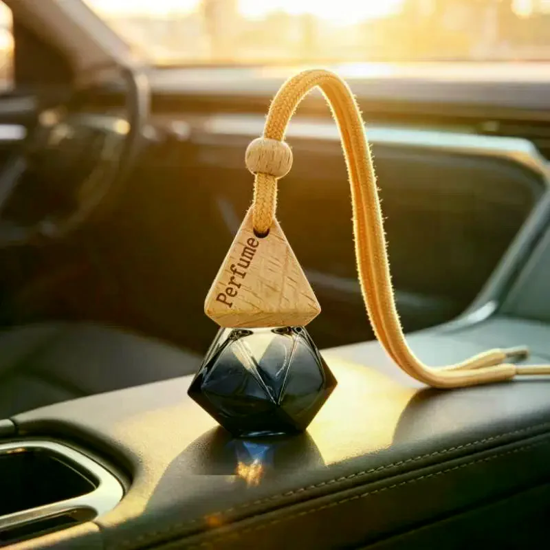 1Pcs 8ml Triangle Cover Black Rope Gradient Black Rhombus Glass Bottle Empty Car Essential Oil Diffuser Fragrance Perfume Bottle