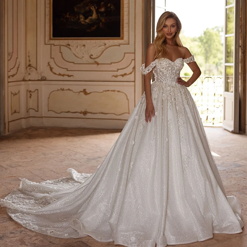 Luxurious Princess Wedding Dress Embroidered Lace On Net With 3d Flower Ballgown Customized Boat Neck Sleeveless Bridal Lace Up