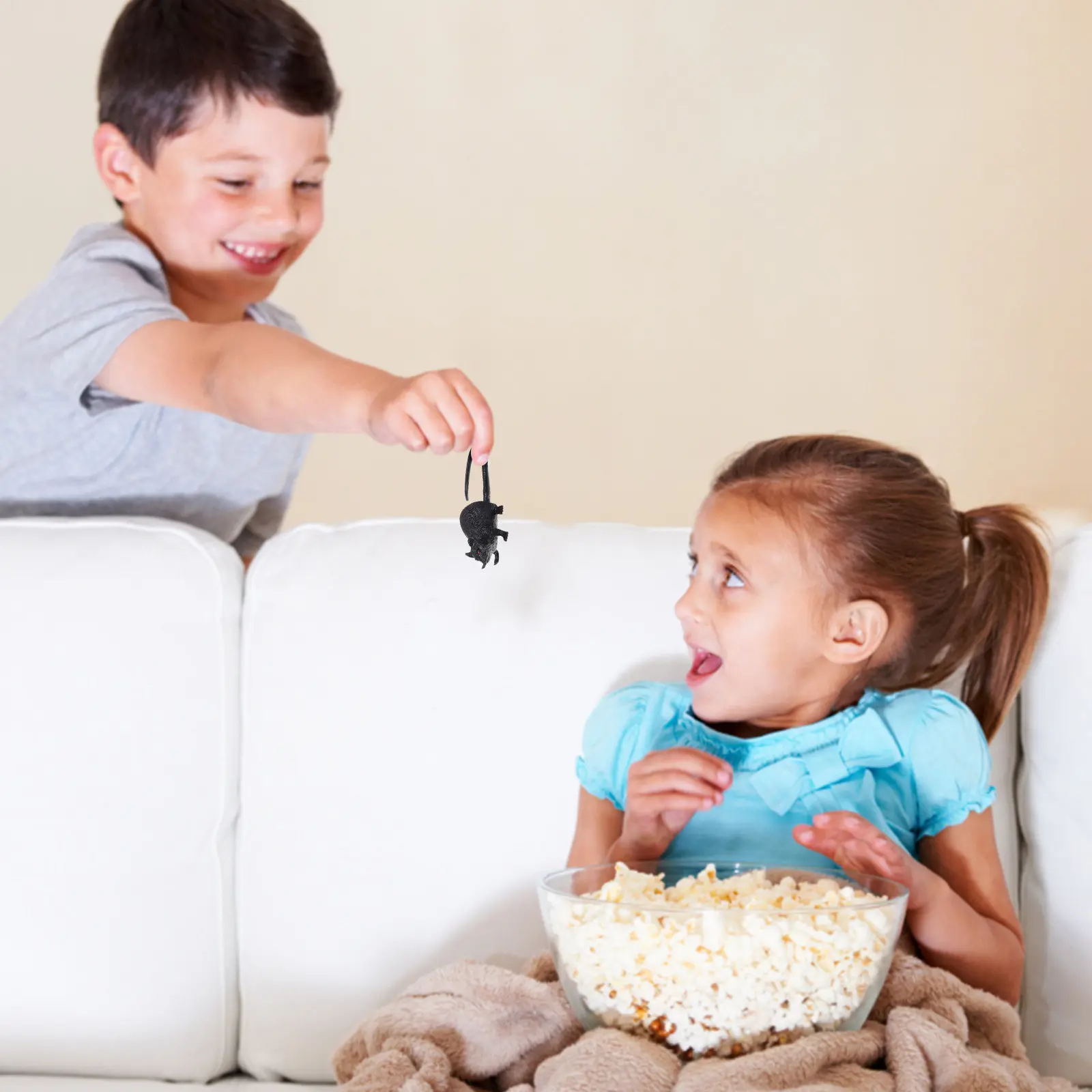 

16 шт. Имитация мышей, миниатюрные пластиковые декоративные фигурки мышей, украшения для Хэллоуина, декор для сада, реквизит