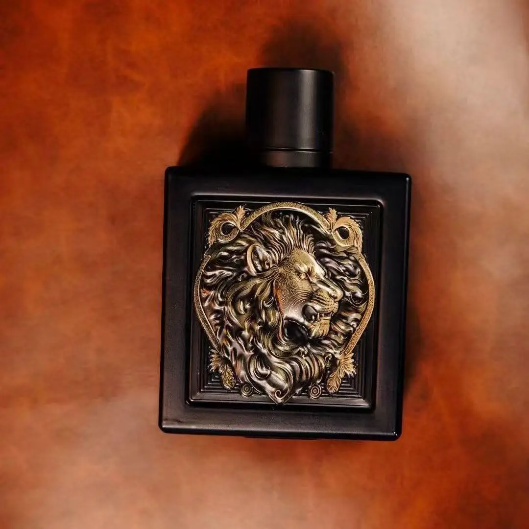 

Lion Crest Fragrance for Men: Ornate Gold Emblem Design, Long-Lasting Aroma for All Occasions