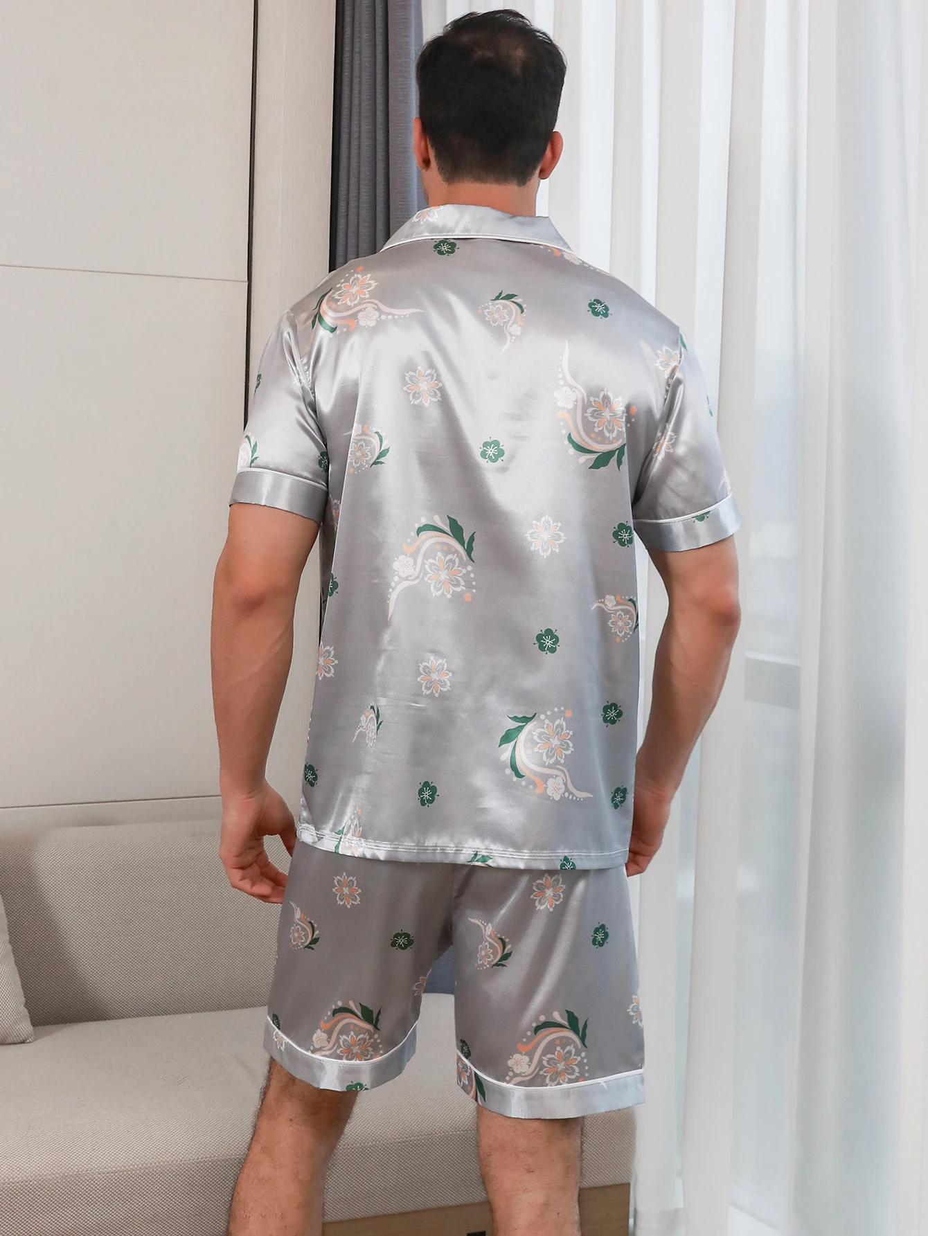 Two piece sets for men's sleepwear summer short sleeved shorts floral printed home clothes sleepwear set