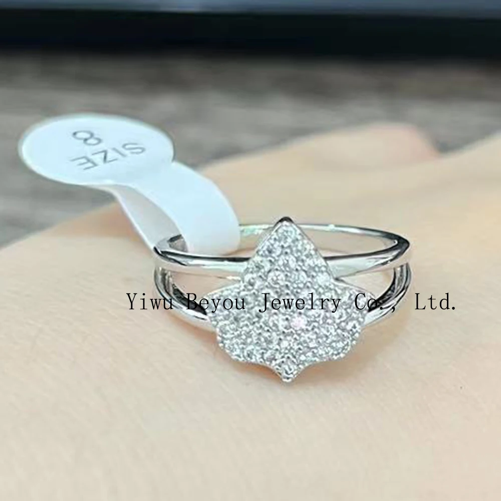 High quality zircon inlaid maple leaf friendship ring